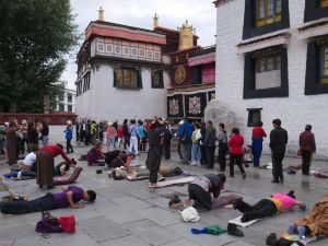 People prostrating before Jhokhang temple in Lhasa