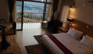 Zhingkham Resort, room